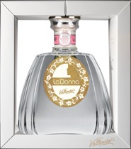 Vallendar La Donna Roter Weinbergpfirsichbrand 700ml 40 Vallendar La Donna Roter Weinbergpfirsichbrand 700ml 40